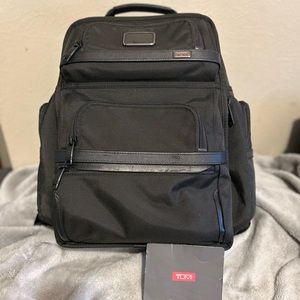 Tumi Brief Pack- New